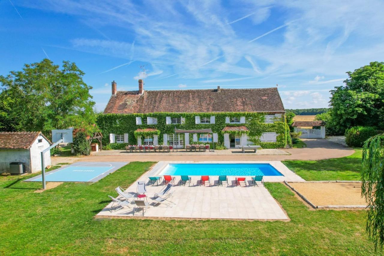 Crazy Villa Etisseaux 45 - Heated Pool - Volley Court - 1H30 Paris - 45P Saint-Maurice-sur-Aveyron Exteriör bild