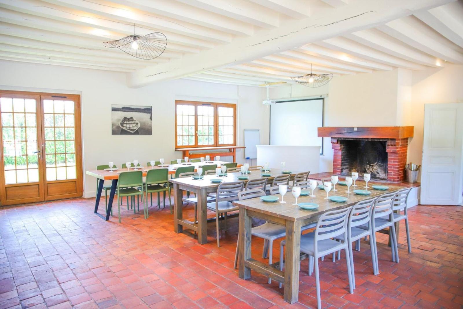 Crazy Villa Etisseaux 45 - Heated Pool - Volley Court - 1H30 Paris - 45P Saint-Maurice-sur-Aveyron Exteriör bild