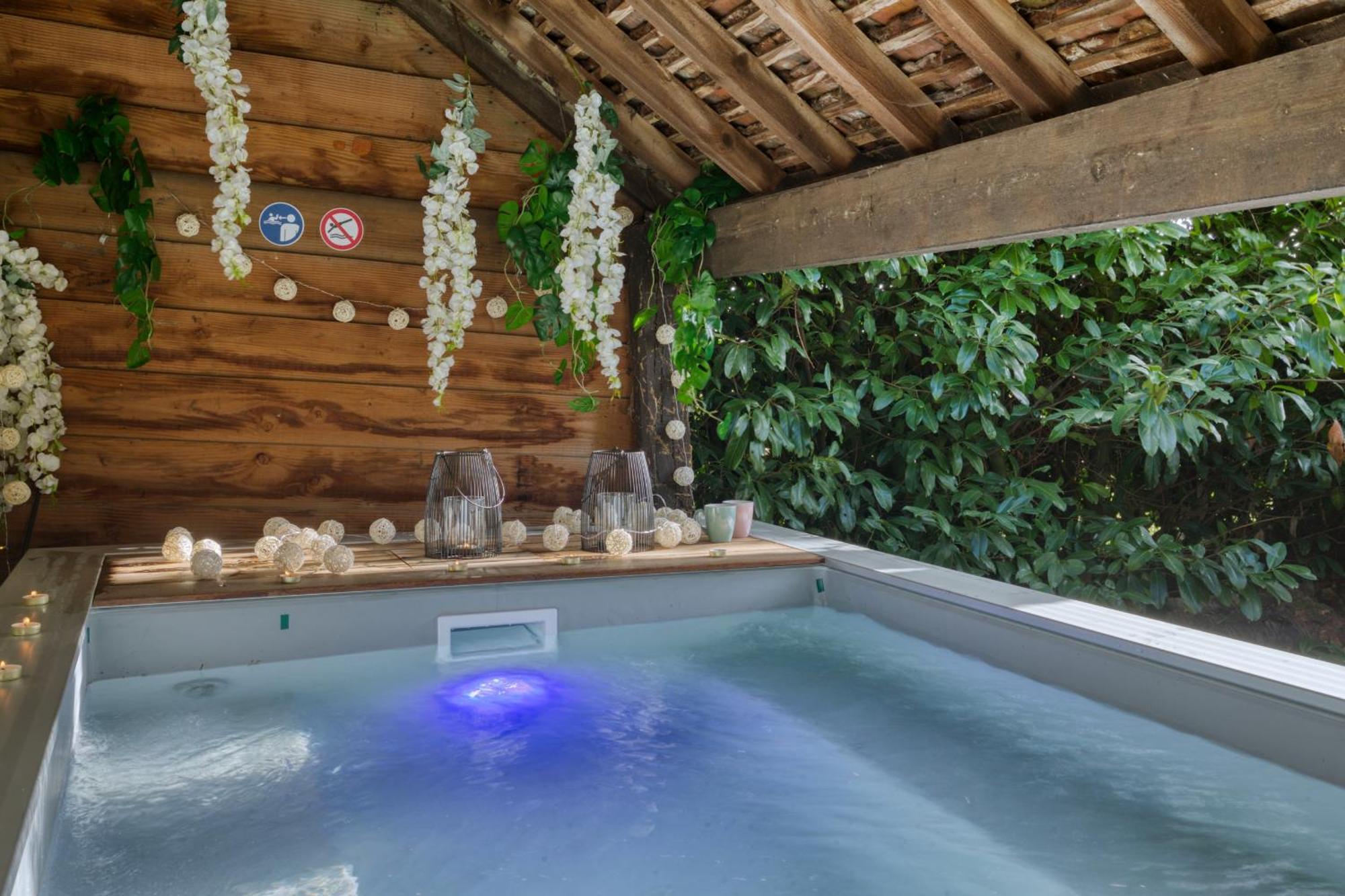 Crazy Villa Etisseaux 45 - Heated Pool - Volley Court - 1H30 Paris - 45P Saint-Maurice-sur-Aveyron Exteriör bild